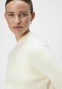 Object HIGH NECK - Jersey de punto - white sand