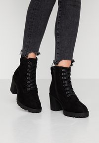 Anna Field Wide Fit Stivaletti con plateau - black