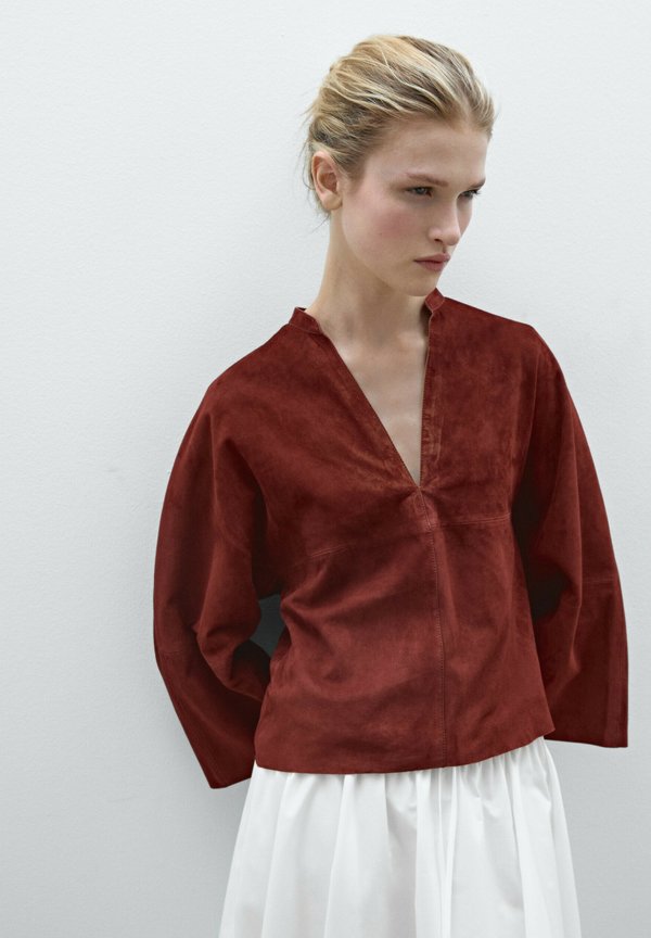 LOOSE FITTING   - Blouse