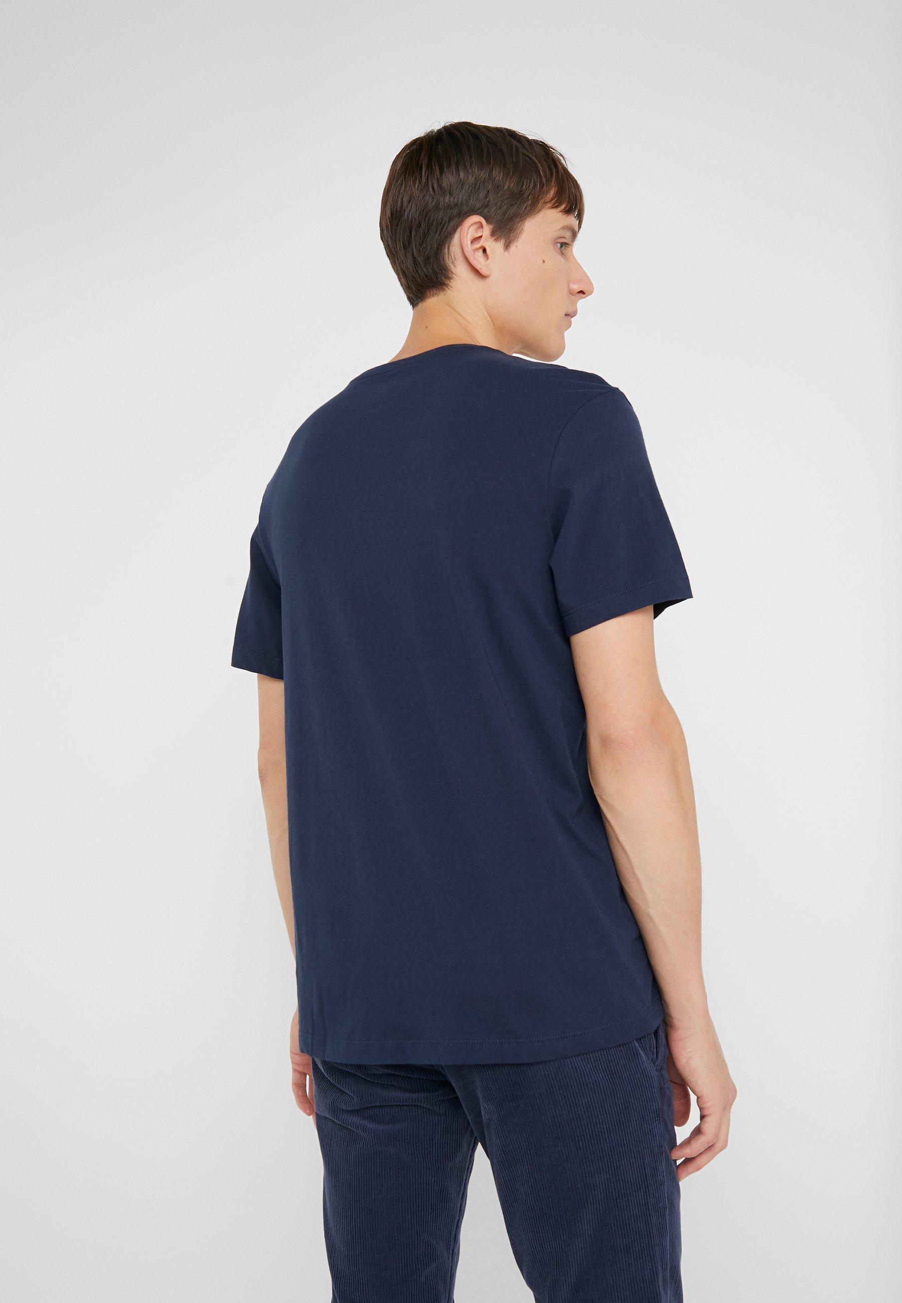 J.CREW BROKEN IN CREW T shirts navy Zalando.no J.CREW BROKEN IN CREW - T-shirts - navy