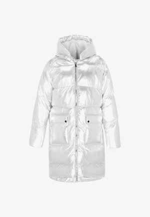 Dlouhý stříbrný kovový pufrový kabát s kapucí, předním zipem, dlouhými rukávy a dvěma předními klopovými kapsami s knoflíky.