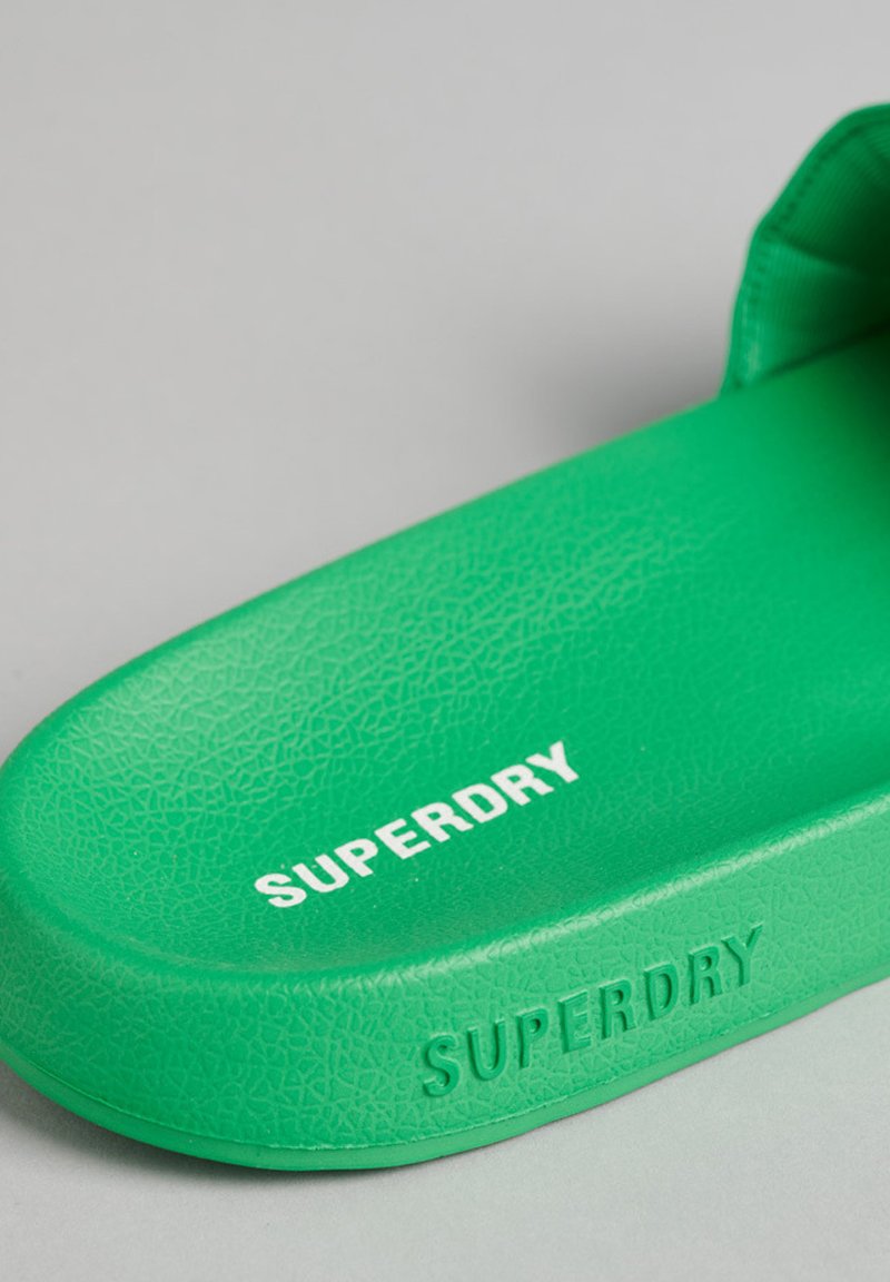 Herren Sandalen | Superdry CODE ESSENTIAL Badesandale bright green/grün - QQ42187 Herren Sandalen | Superdry CODE ESSENTIAL Badesandale bright green/grün - QQ42187