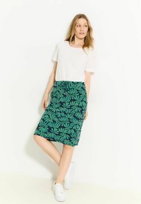 Cecil MIDI MIT PRINT - Áčková sukně - grün