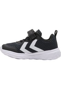 Schwarzer Mesh-Sportschuh mit weißen Akzenten, ausgestattet mit einem Klettverschluss, strukturiertem Sohle und einem leichten, atmungsaktiven Design.