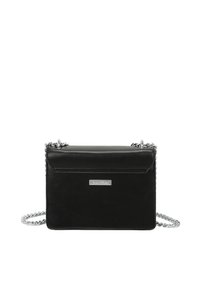 Borsa a tracolla in pelle nera con tracolla a catena, forma rettangolare, design elegante, placca logo in argento e chiusura a ribalta minimalista.
