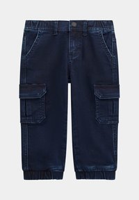 Pantaloni cargo blu navy in denim, dotati di molteplici tasche, polsini elastici e una chiusura classica con bottoni e zip.