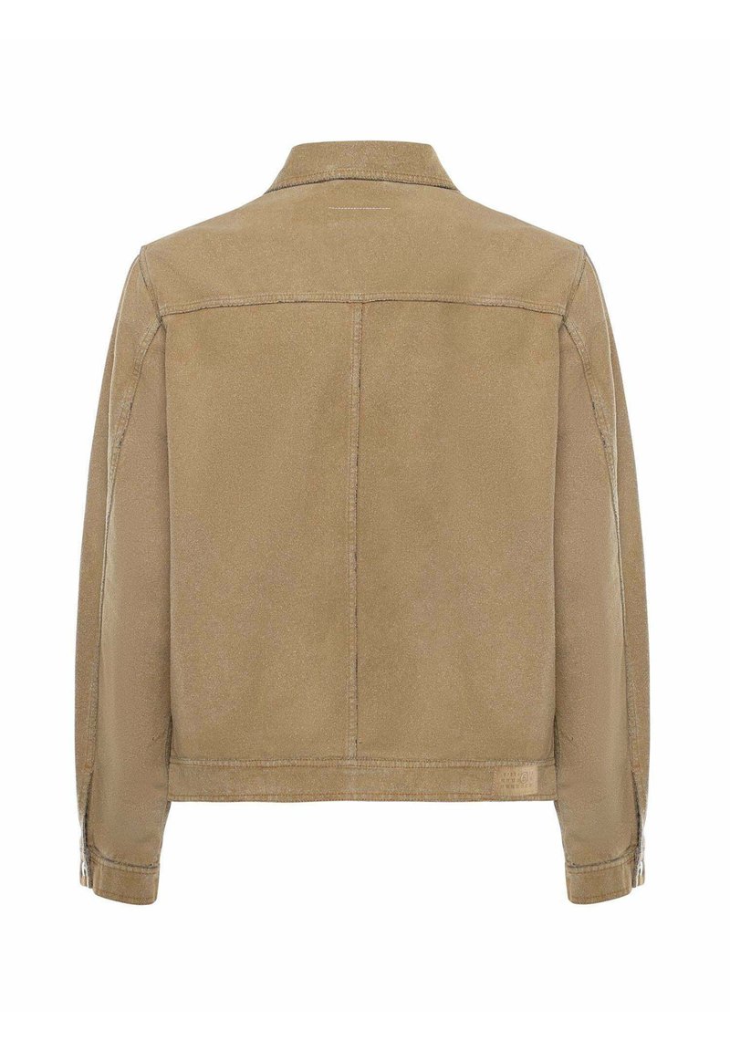 Giacca da uomo in suede marrone con maniche lunghe e colletto, vista da dietro, con cuciture visibili e bottoni sui polsini.