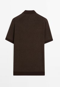 Thumbnail Image 6
