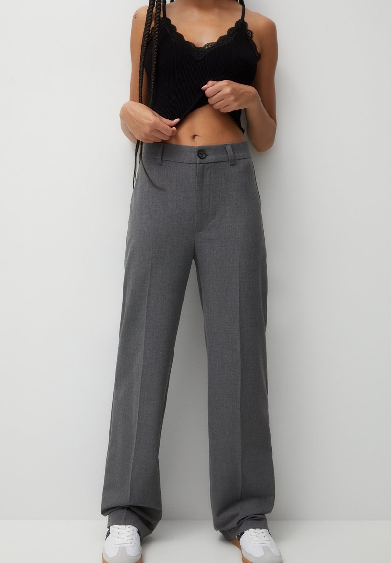 Pantalone Corto Modello Bermuda Per Bambino 3 A 9 Anni Mayoral - Foto 5