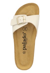 Vit halkskyddssandal med ett enkelt rem och en guldfärgad metallspänne, med en korkfotbädd och texturerad inlägg. "Palado"-logotyp synlig.