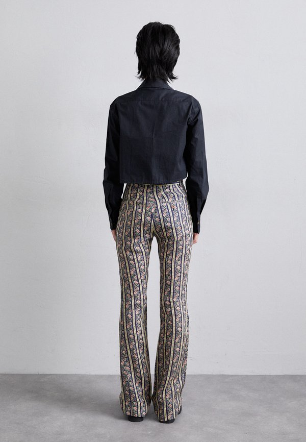 RAY TROUSERS - Trousers4