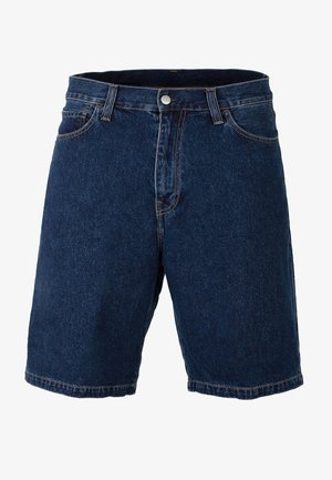 Pantalones cortos de mezclilla azul oscuro con botón frontal, cremallera, trabillas para cinturón y bolsillos sobre fondo blanco.