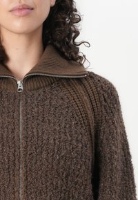 Replay CROPPED ZIP - Adīta jaka - wood