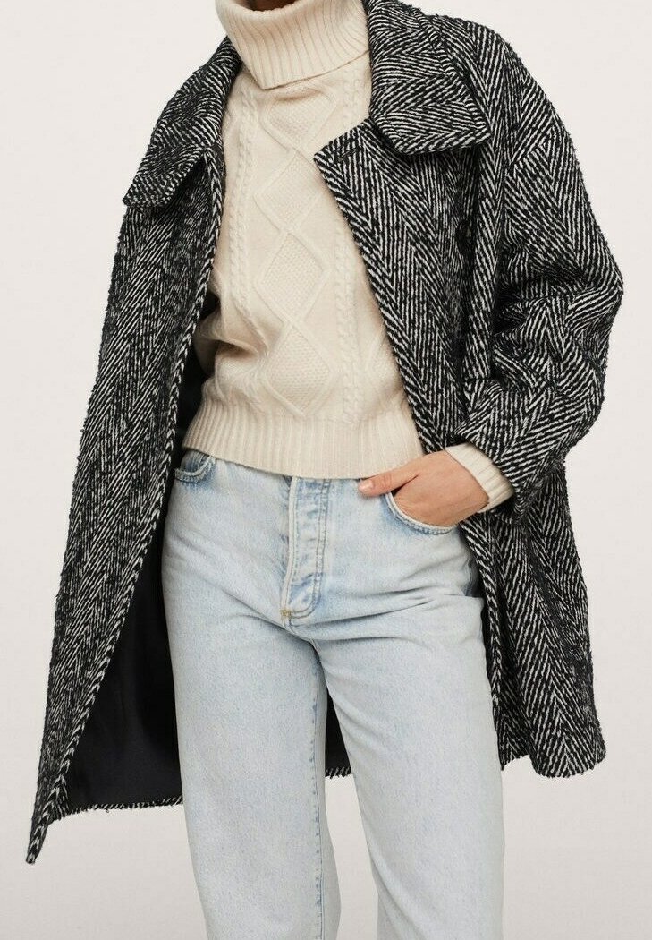 Mango Abrigo corto - black