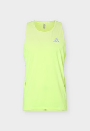 Débardeur de sport jaune néon sans manches avec col rond et petit logo gris Adidas sur la poitrine gauche, sur un fond uni.