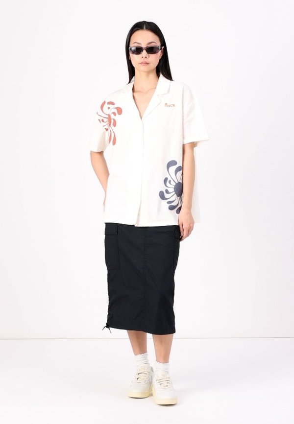 LAURYN BUTTON UP - Button-down blouse - natural4