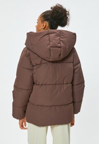 Koton HOODED PUFFER  - Vinterfrakke - brown