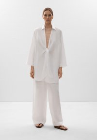 OYSHO LINEN LONG-SLEEVED KNOT - Tunika - white