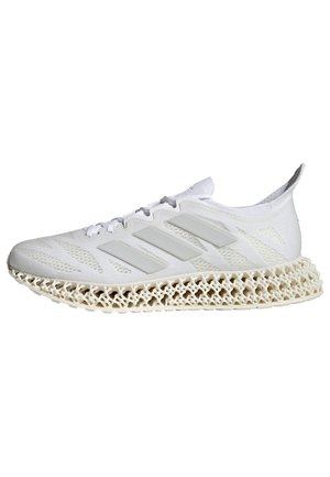 Chaussure de sport blanche avec tige en mesh, trois bandes latérales grises, fermeture à lacets et semelle beige à structure en treillis pour amorti et soutien.