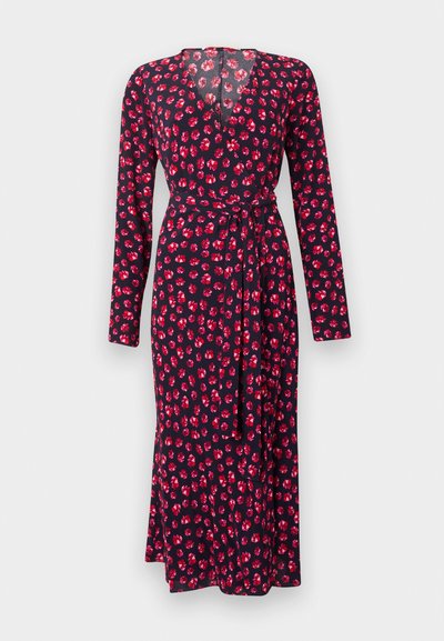 Μακρυμάνικο φόρεμα navy blue με κόκκινο και ροζ λουλουδάτο μοτίβο και υφασμάτινη ζώνη δεμένη στη μέση.