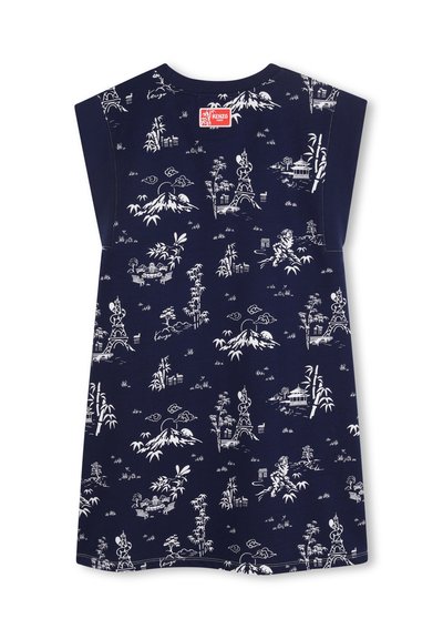 Robe sans manches bleu marine avec un motif imprimé blanc représentant des montagnes, du bambou et des pagodes. Le tissu a une texture lisse. Étiquette KENZO à l'arrière.