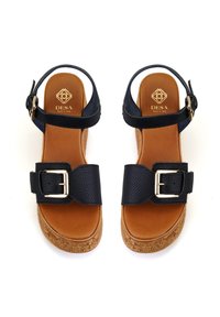 Desa Sandalen met plateauzool - black