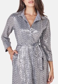 Goddiva SEQUIN SKATER SHIRT - Skjortekjole - silver