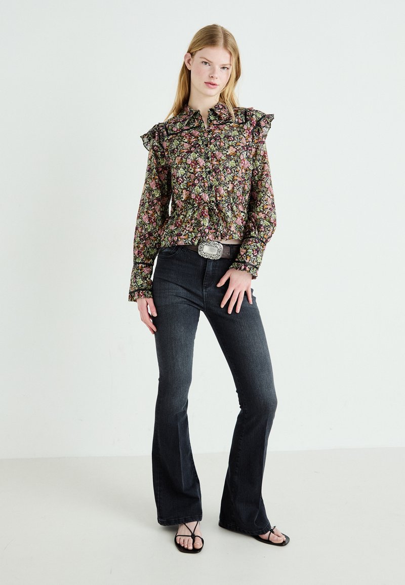 Chemise Free People Noir Et Rouge à Fleurs, Style Western Boho - Taille S