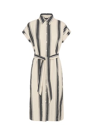 Robe chemise beige longueur genou avec manches courtes, rayures verticales noires, boutons devant, col et ceinture assortie nouée à la taille.