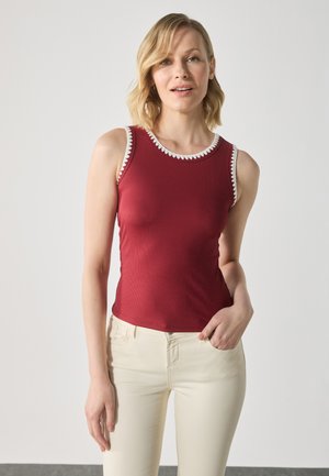 Linne - rhubarb/egret
