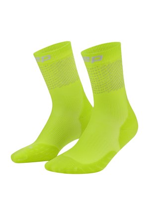 CEP, PRO RUN REFLECTIVE MID CUT 3.0 - Sportsocken - lime