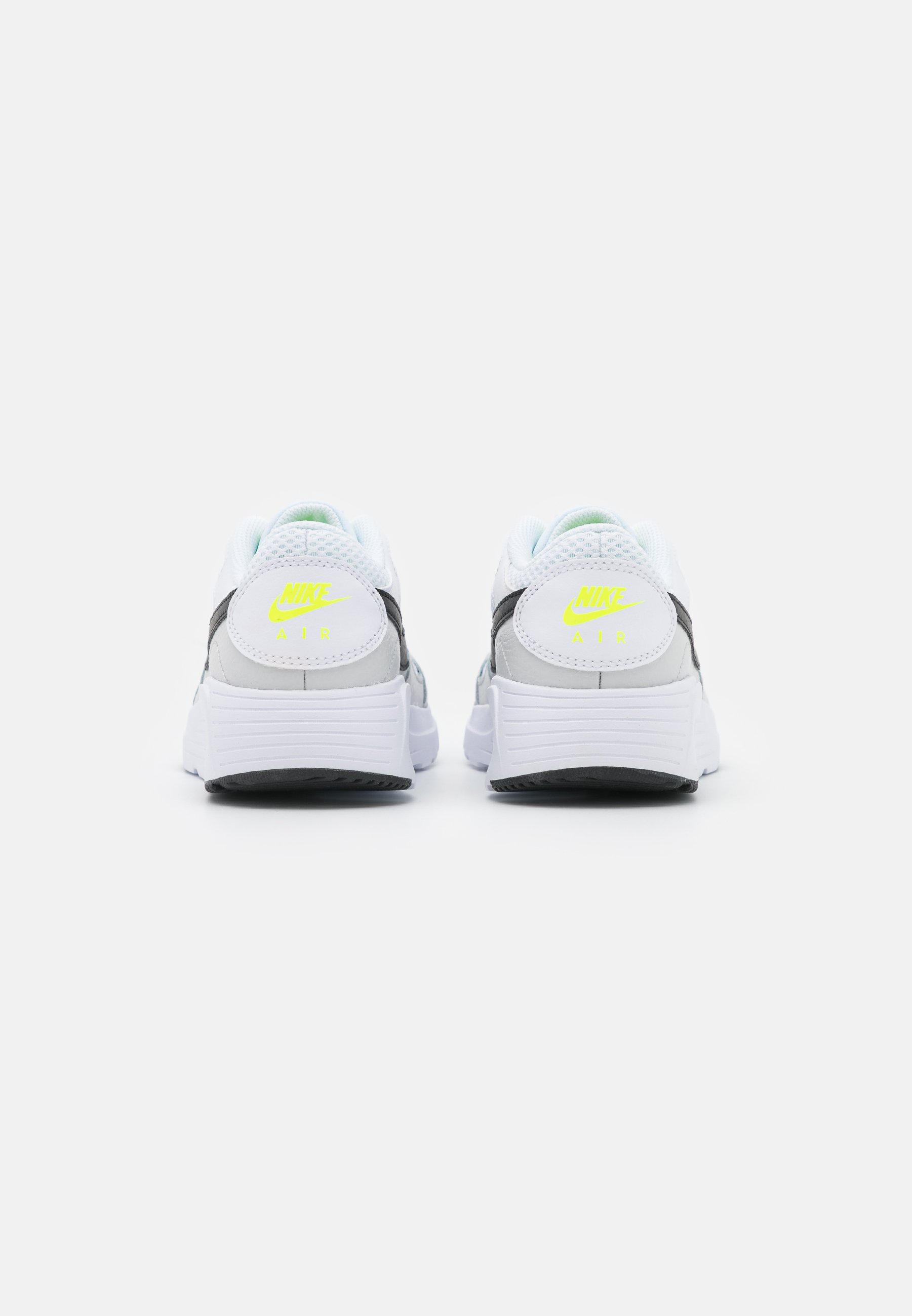 air max 90 white black tick