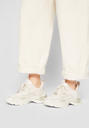 Sneakers laag - nude