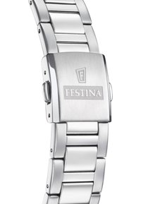Sudraba nerūsējošā tērauda pulksteņa aproce ar pulētu apdari. Iezīmējas ar taisnstūra sprādzi, uz kuras ir iegravēts "FESTINA", un gludiem, savienotiem segmentiem.