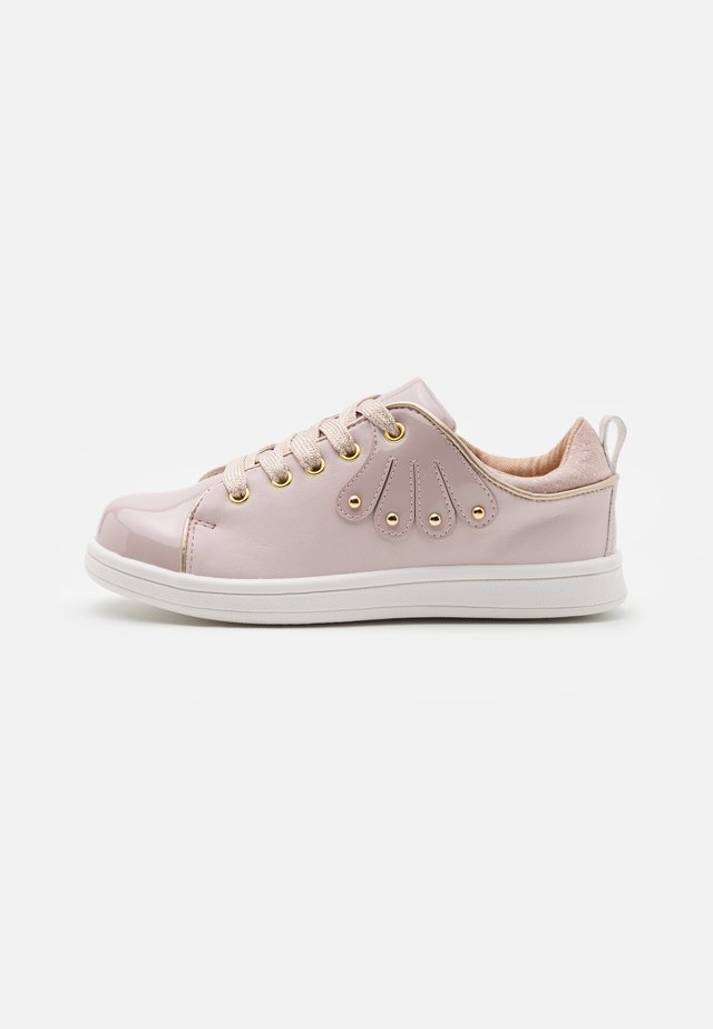 Sneakers laag - light pink