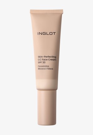 Tube de crème visage Inglot Skin-Perfecting CC SPF 30 avec céramides et filtres minéraux dans un emballage beige.