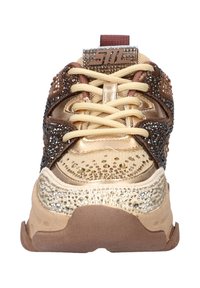 Sneaker met een goud- en bruin kleurenpalet, met een bovenwerk van mesh, decoratieve rhinestones en beige veters. Gerenforced rubberen zool.