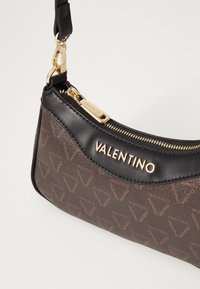 Valentino Bags LADY - Rokassoma - moro/nero