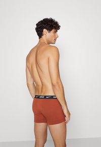 Nike Underwear TRUNK 3 PACK - Cuecas boxer - redstone/khaki/anthracite