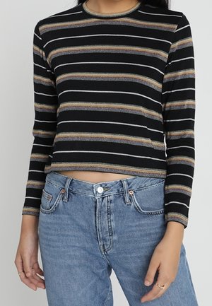 Sweter