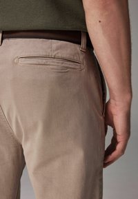 Next Chino - stone
