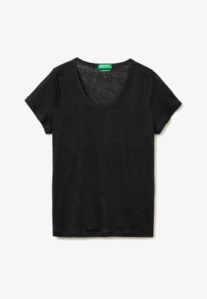 Czarny, krótki rękaw, bawełniany T-shirt z okrągłym dekoltem i zieloną metką wewnątrz kołnierzyka z napisem "United Colors of Benetton".