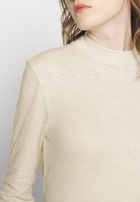 Marc O'Polo Langarmshirt - stone