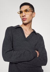 Only & Sons ONSPOWEE LIFE STRAIGHT - Camisola - dark grey melange
