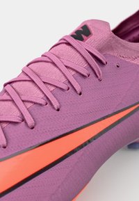 Nike Performance MERCURIAL VAPOR 16 PRO FG - Kopačky na pevný povrch - magic flamingo/black/total crimson