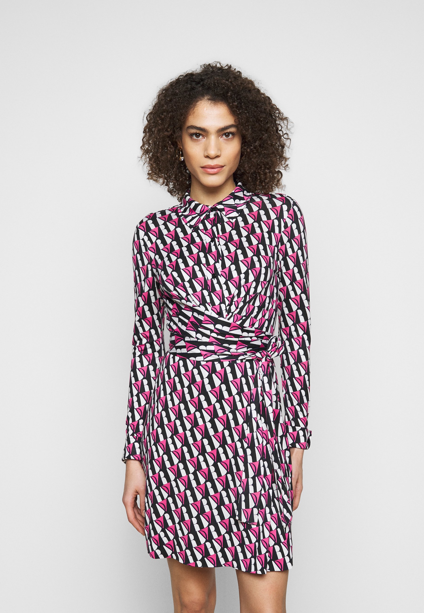 diane von furstenberg robe