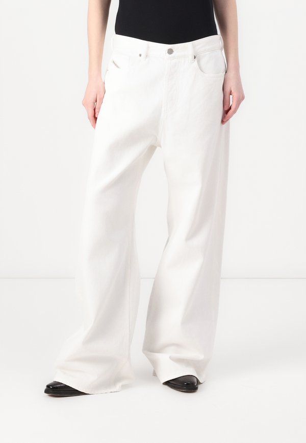 D SIRE - Flared Jeans