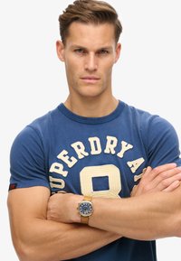 Superdry & Co VINTAGE ATHLETIC SHORT SLEEVE - Print T-shirt - supermarine navy
