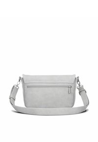 Graue Kunstleder-Crossbody-Tasche mit einer vorderen Reißverschlusstasche und verstellbarem Gurt. Glatte Textur, rechteckige Form, minimalistisches Design.