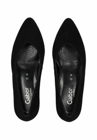 Scarpe da donna in suede nero con punta affusolata e lati aperti, dotate di una soletta forata e una superficie liscia e elegante.
